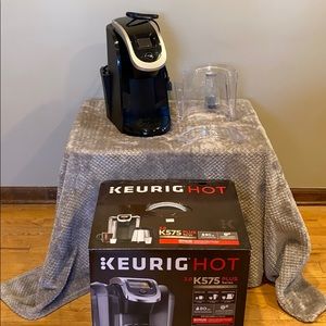 Keurig Coffee Maker. In great condition.